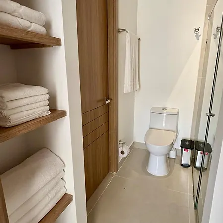 Apartamento Laguna, Piscina Y Playa En Baía Kristal Cartagena