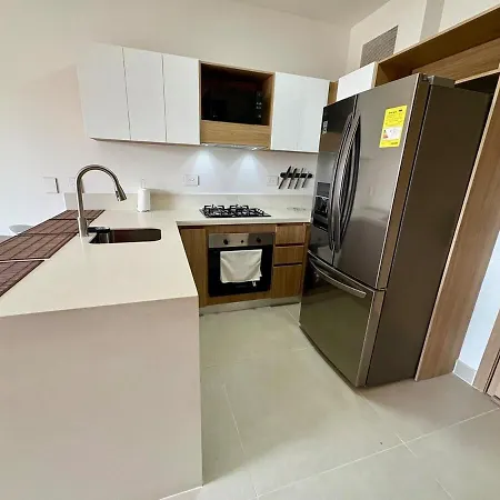 Laguna, Piscina Y Playa En Baía Kristal Apartamento Cartagena