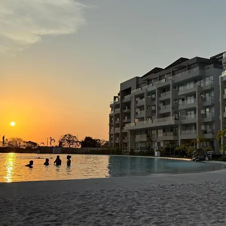 Laguna, Piscina Y Playa En Baía Kristal